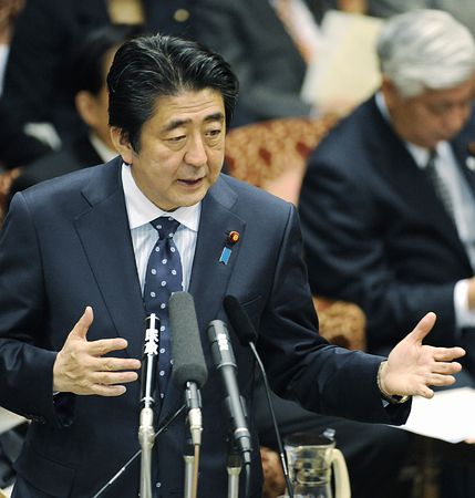 ��ý�����������������ж���˵���Ŀֲ��