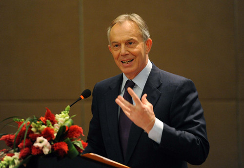 布莱尔称卡梅伦若获得连任将给英国带来“混乱”