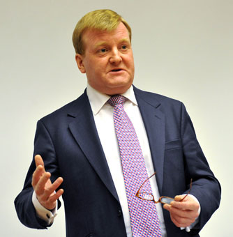 Ӣ������ǰ���������ͻȻȥ�����55��