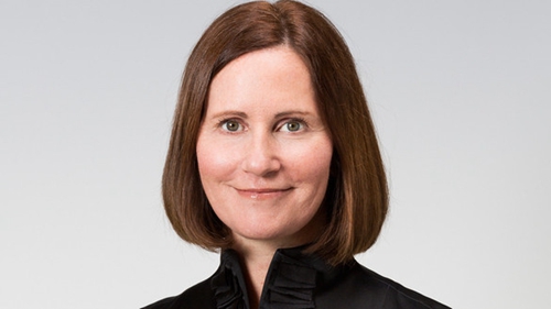 �����涾Ů���½����ͷŶ����췽�����ݻ�����