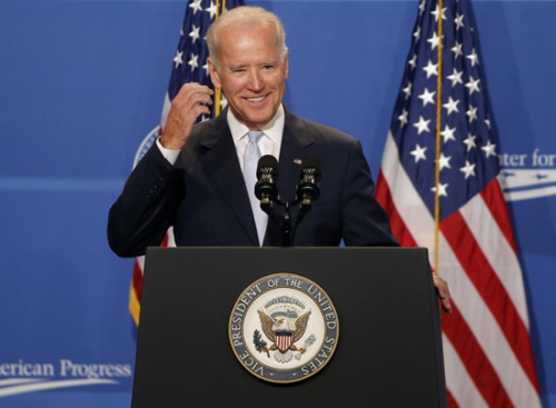 拜登发出竞逐总统强烈信号秘会奥巴马竞选筹款人