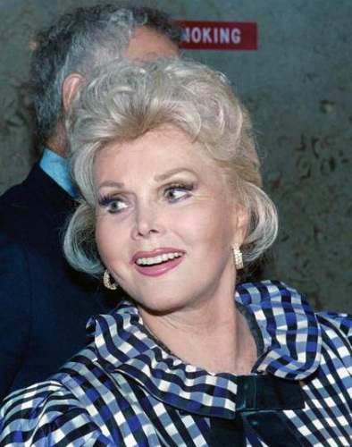 好莱坞女星莎莎·嘉宝逝世享年99岁主演30多部电影