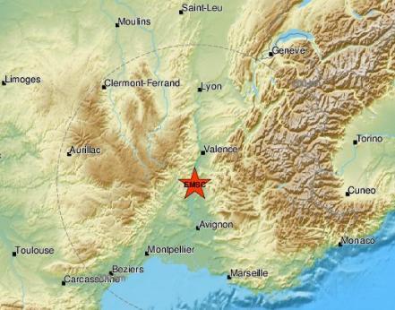 法国南部发生5.3级地震震源深度2千米
