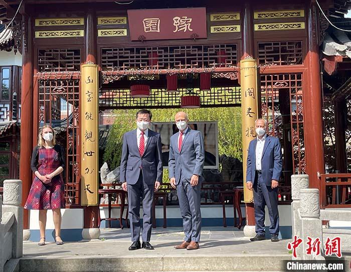 汉堡与上海“云端”庆祝缔结友好城市35周年