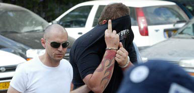 以色列现新纳粹组织:20岁青年攻击犹太人(组图)(4)