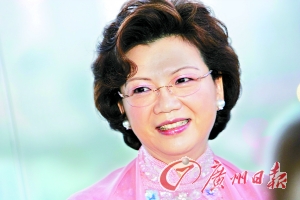 安利(中国)董事长郑李锦芬.