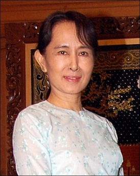 遭软禁的缅甸反对党领导人,缅甸全国民主联盟总书记昂山素季30日被从