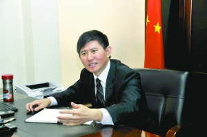 市公安局党委委员,纪委常务副书记王兴亚