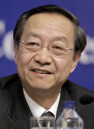 李毅中卸任工信部部长 七年完成三次华丽转身