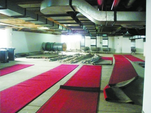 ��ɢ���Թ������ų��б��գ���¥ס����֪���Ѳ�