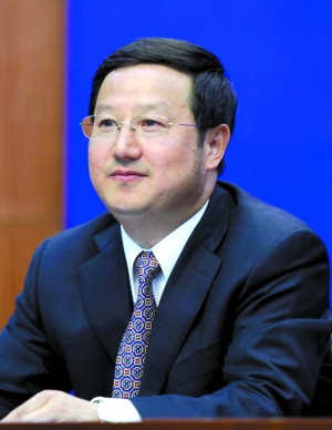 中宣部举办首场新闻发布会 两位发言人亮相(图)