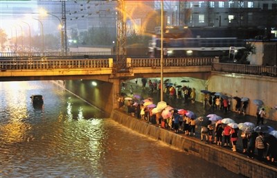 ��������1Сʱ��ˮ��������һ�������ദˮ�ɺӣ�2��