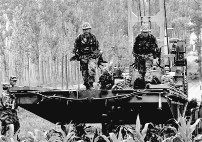 �ȷ�-2011��ѵ��ϰ˼�������������4��������ͼ��