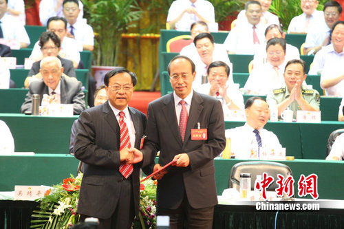 ���ʸ��������˴�ί�������������������г�