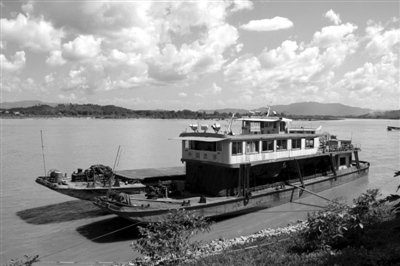 ����̩����Ա�����巵����ƽ�Ŵ�Աÿ�˻���10��2��