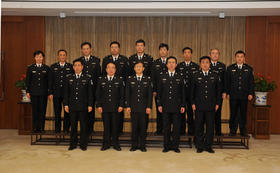 �������״ι���ѡ�γ���λ�߼���վ���ּ��쵼�ɲ�