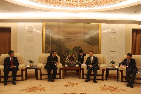 ������������ά�Ǹ��ⳤ