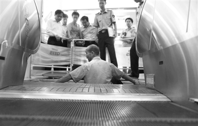 �й����������豸��ȫ���ݰ����ݵ��⽨�ٻ��ƶ�