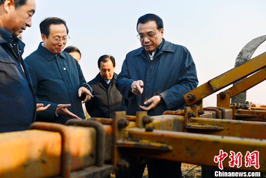 李克强鼓励黑龙江两大平原趟出农业现代化改革新路
