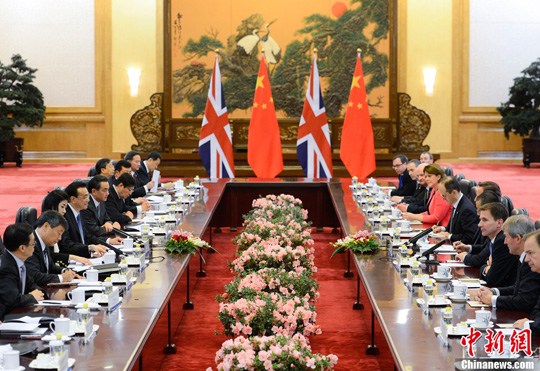 ��Ѷ�����ǿ��Ӣ�����࿨÷�׾��л�̸