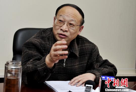 ֪���ˣ����ϼ���������Ů������γɸ��ؼ���Ա