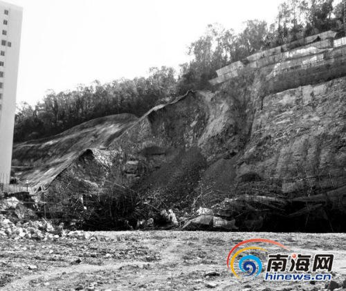 海南三亚一工地山体滑坡曾因毁林挖山被声讨
