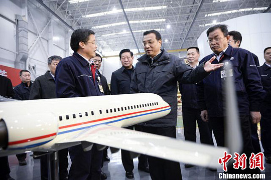 李克强:中国航空工业要走自己的路
