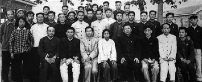 ϰ��ѫ�����������ڵ��ϵĻ����װ�Ƥ��Ե�