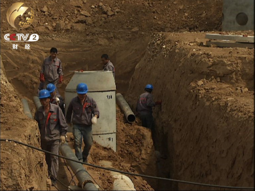 �������¹��������Σ���·��̽���ѹ���ȱϯ��ͼ��