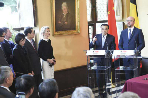 ���ǿ�����������ݼ���չ�й��ҡ�������Һ����羭�ã�2��