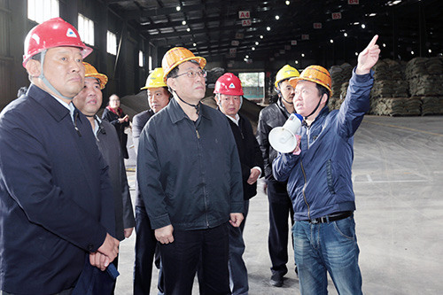 �������ȷ����ĩ�����ȫ���������Ϸ�Ⱥ��Ⱥ��