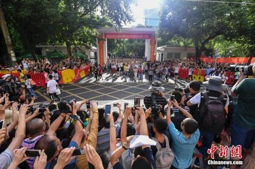 中国教育部：治理高考移民严禁高中生“人籍分离”