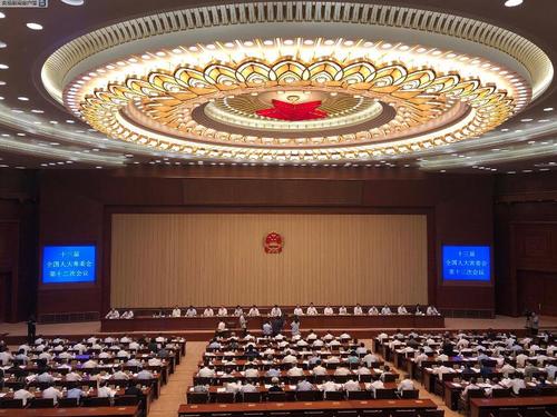 新修订《中华人民共和国药品管理法》通过将于12月1日起施行