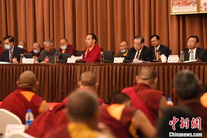 藏传佛教界勠力同心助力抗疫