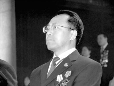 省级反贪局长眼中的贪官共性:年轻勤奋晚节不保