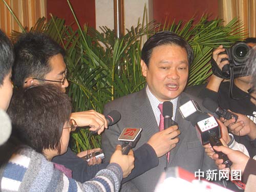 于幼军:扩大开放招商引资切勿"饥不择食"