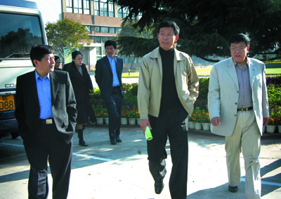 董事长,总裁柳万东等赴楚雄,大理调研