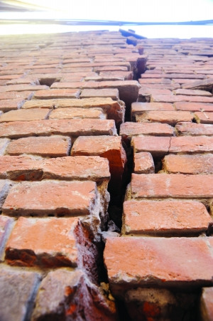 ������������Ժ��5�׸�ǽ���Ѿ����ĻŻ�