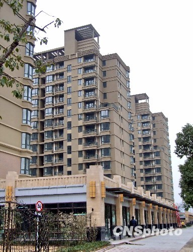 һ��¥�У��׿�ͬܰ��԰��������ض���¥�н������ԣ�3��