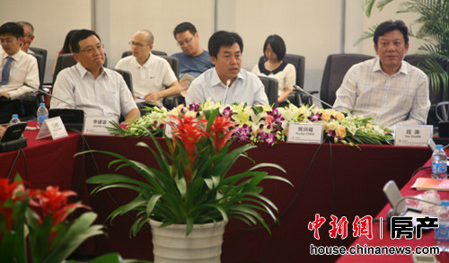 Զ��ý�彻����̸���ھ��ٿ��׸�������Ŀ7���Ƴ�