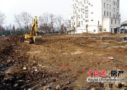 һ��¥�£������ز��߼۶�ط����������ѡ��ɰ󡱣�3��