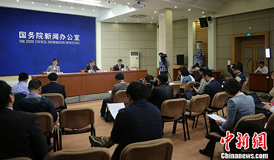 ס�����������ȵ������ȿ�չ�����н���������