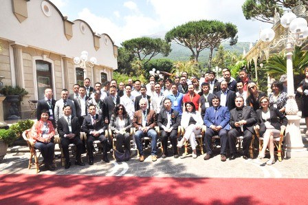 ������������ǻ��̻���е��߽컻���ְ����