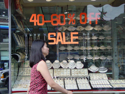 9•11ʮ����Ӱ���Դ�ŦԼ�����鱦ҵ������Ťת