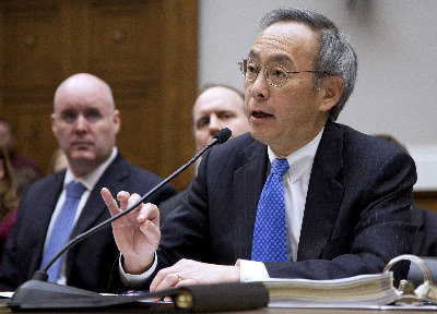 美国华裔能源部长朱棣文身陷企业倒闭风波遭逼退