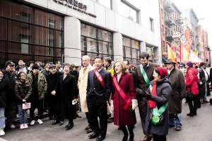 ŦԼ������С����������ϰ�ʥ�����н���