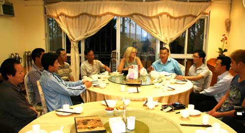 �Ϸ�Լ�����ֻ������չ���˽����ṩ�ʽ�֧��