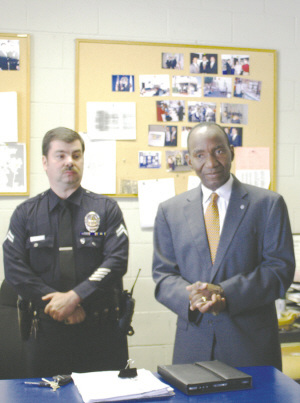 ά���й��ǰ�ȫ��ɼ���������������Է������