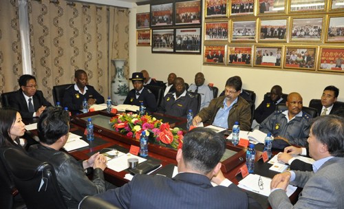 新闻中心 华人新闻  中新网4月27日电 据《非洲时报》报道,4月25日