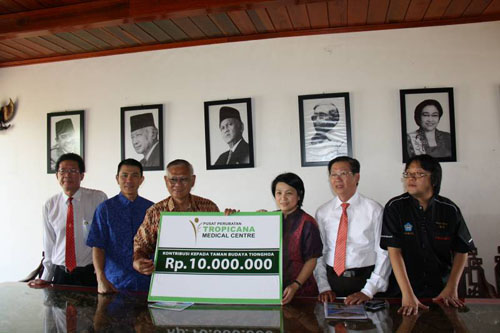 大马医院向印尼华人文化公园捐款 充作日常开支